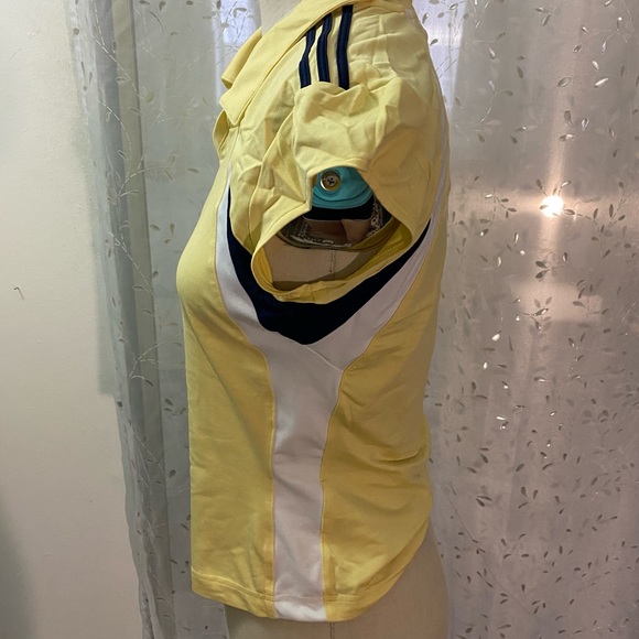 Athletic Tennis Top Adidas - Picture 5 of 5